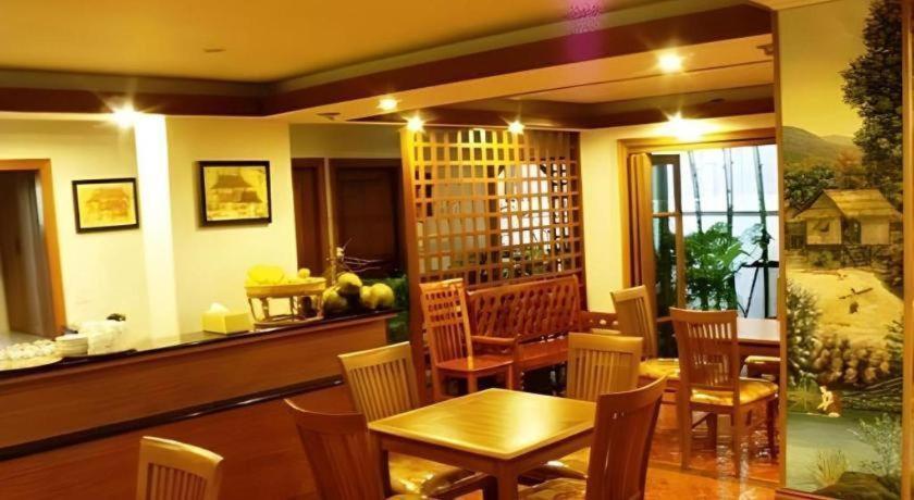 Chada Thai House Pattaya Eksteriør bilde